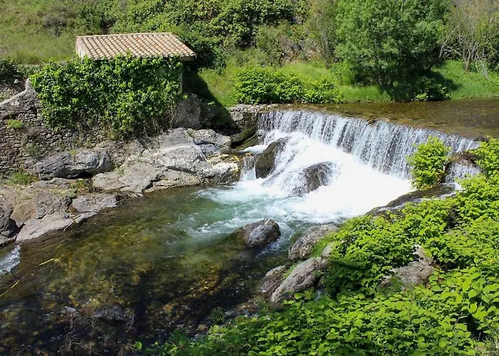 Le Moulin Du Plo Du Roy